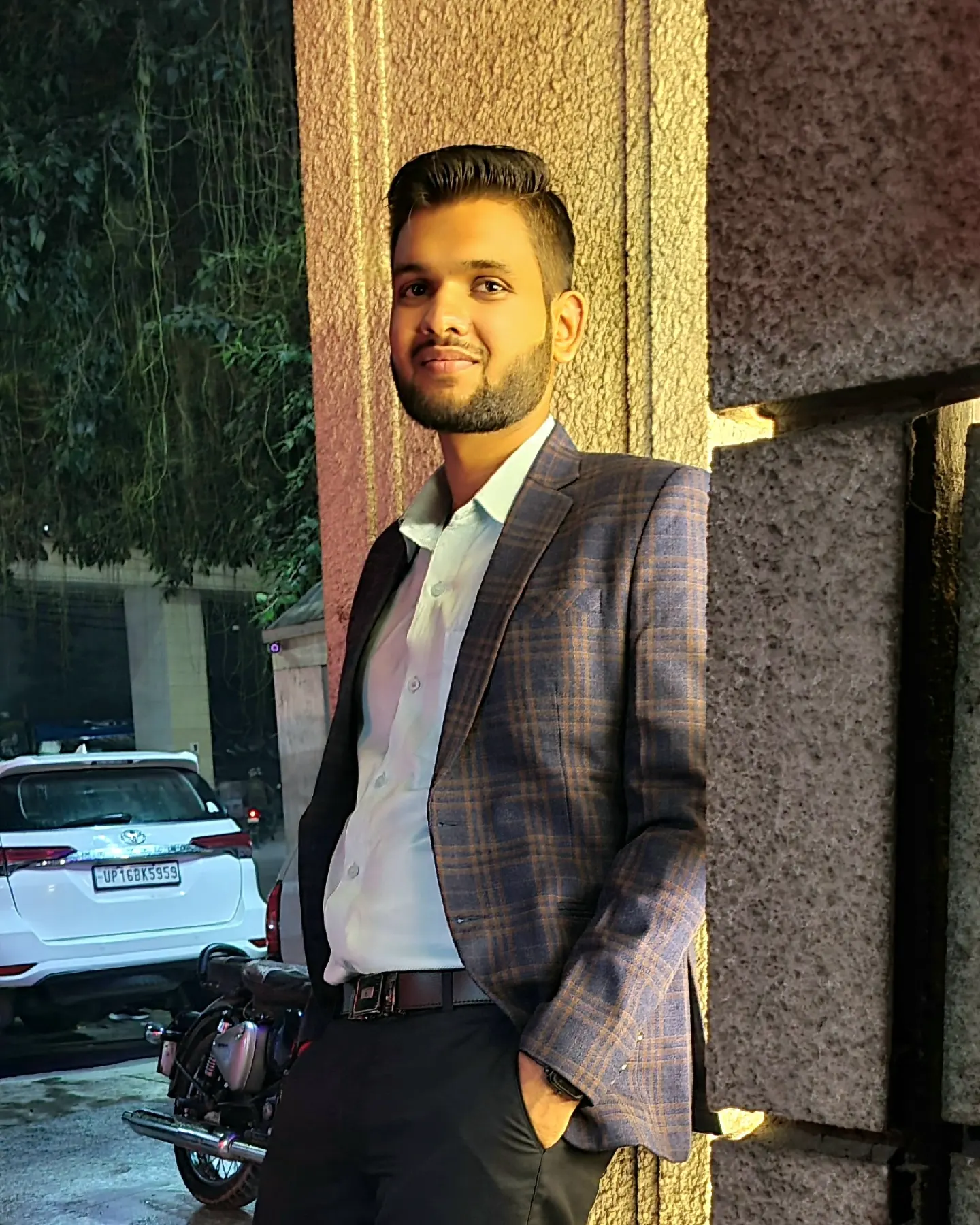 Vivek Kumar - Content manager - Doc Sansar